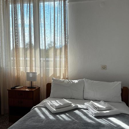 Prado Apartment Hotel Limin Litochorou ภายนอก รูปภาพ