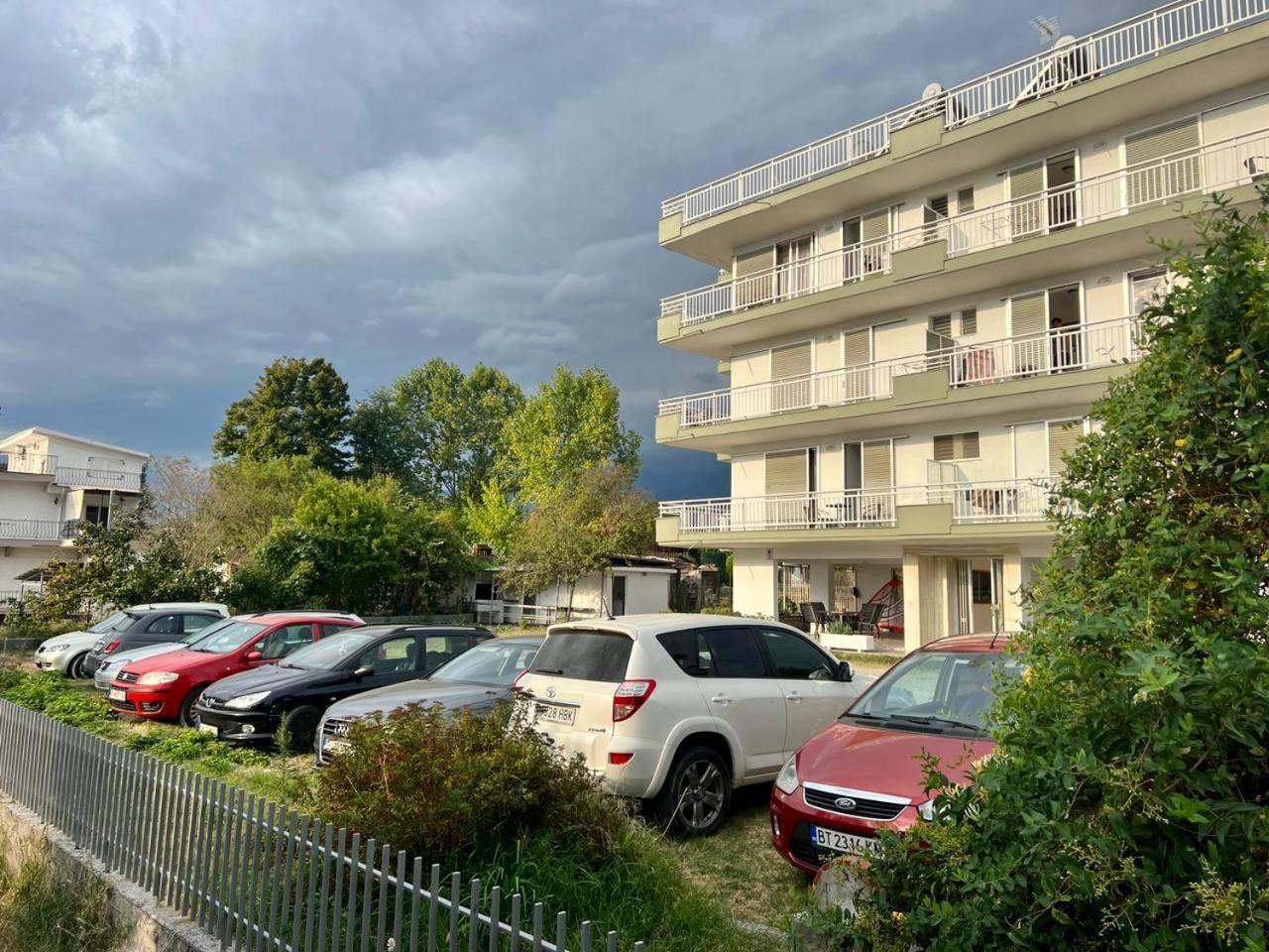 Prado Apartment Hotel Limin Litochorou ภายนอก รูปภาพ