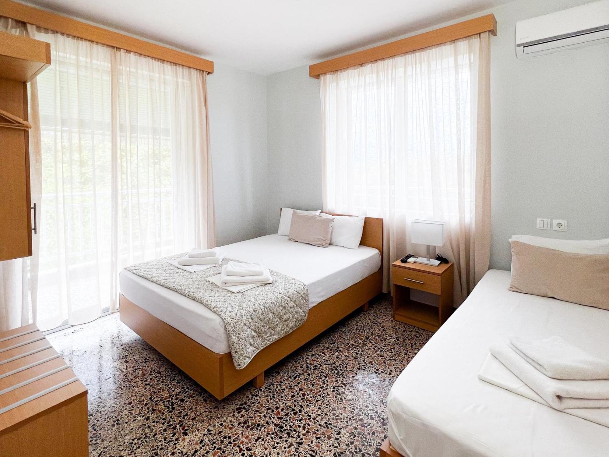 Prado Apartment Hotel Limin Litochorou ภายนอก รูปภาพ
